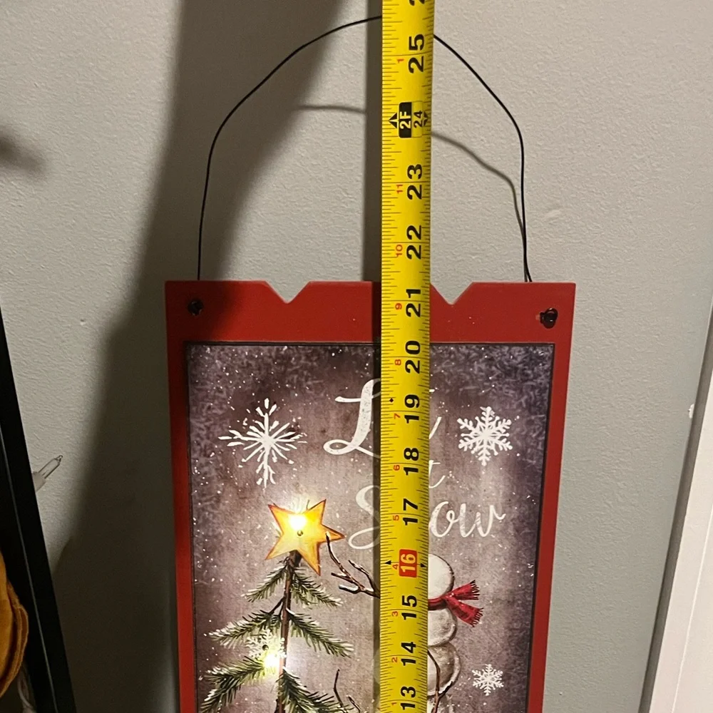 Christmas Lighted Decoration - NWT Even more beautiful in person!